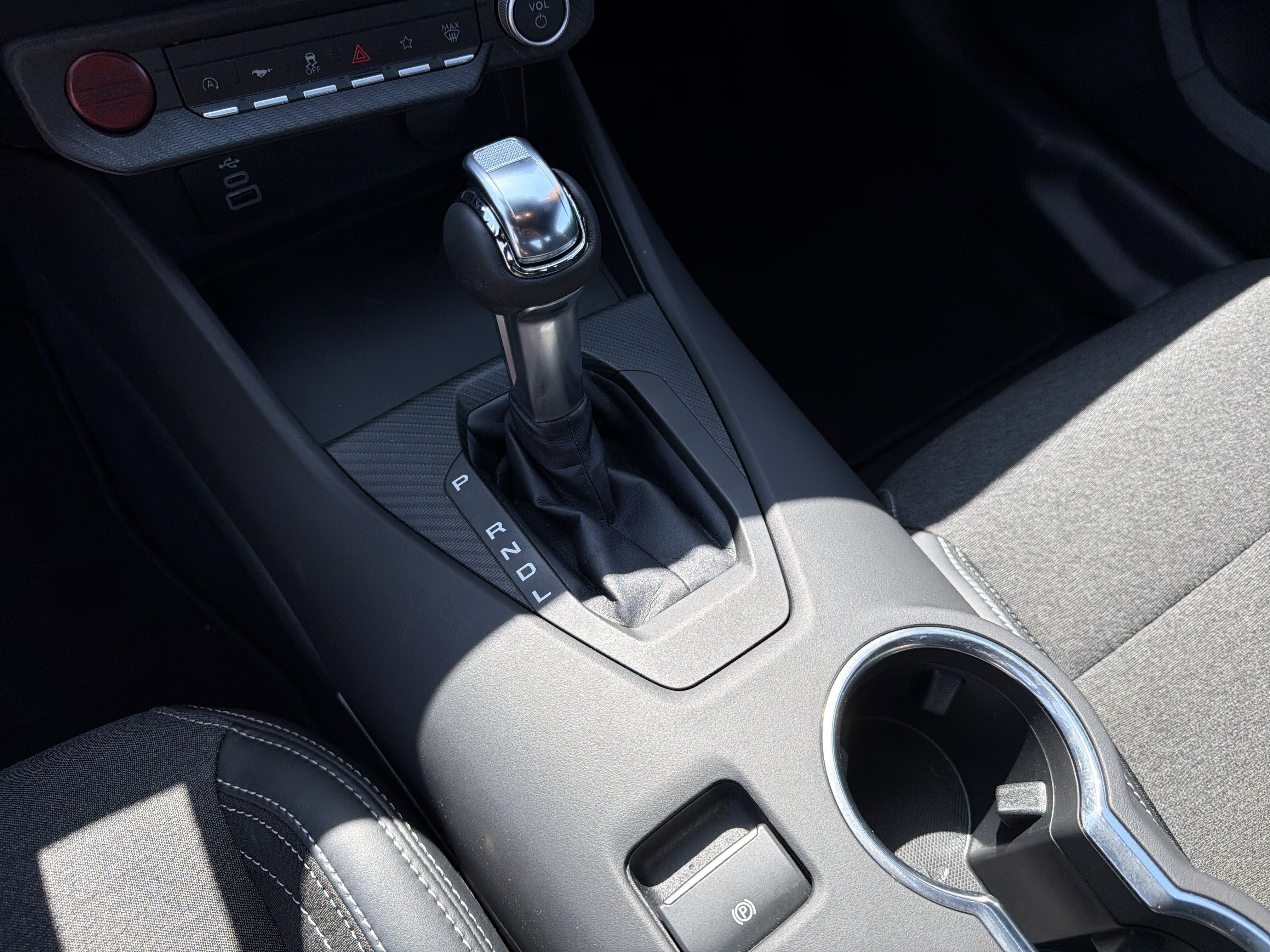 Used 2025 Ford Mustang Coupe image 24