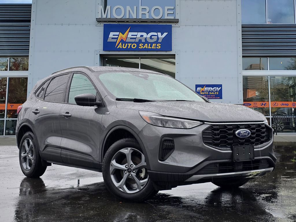 Used 2025 Ford Escape ST-Line image 1