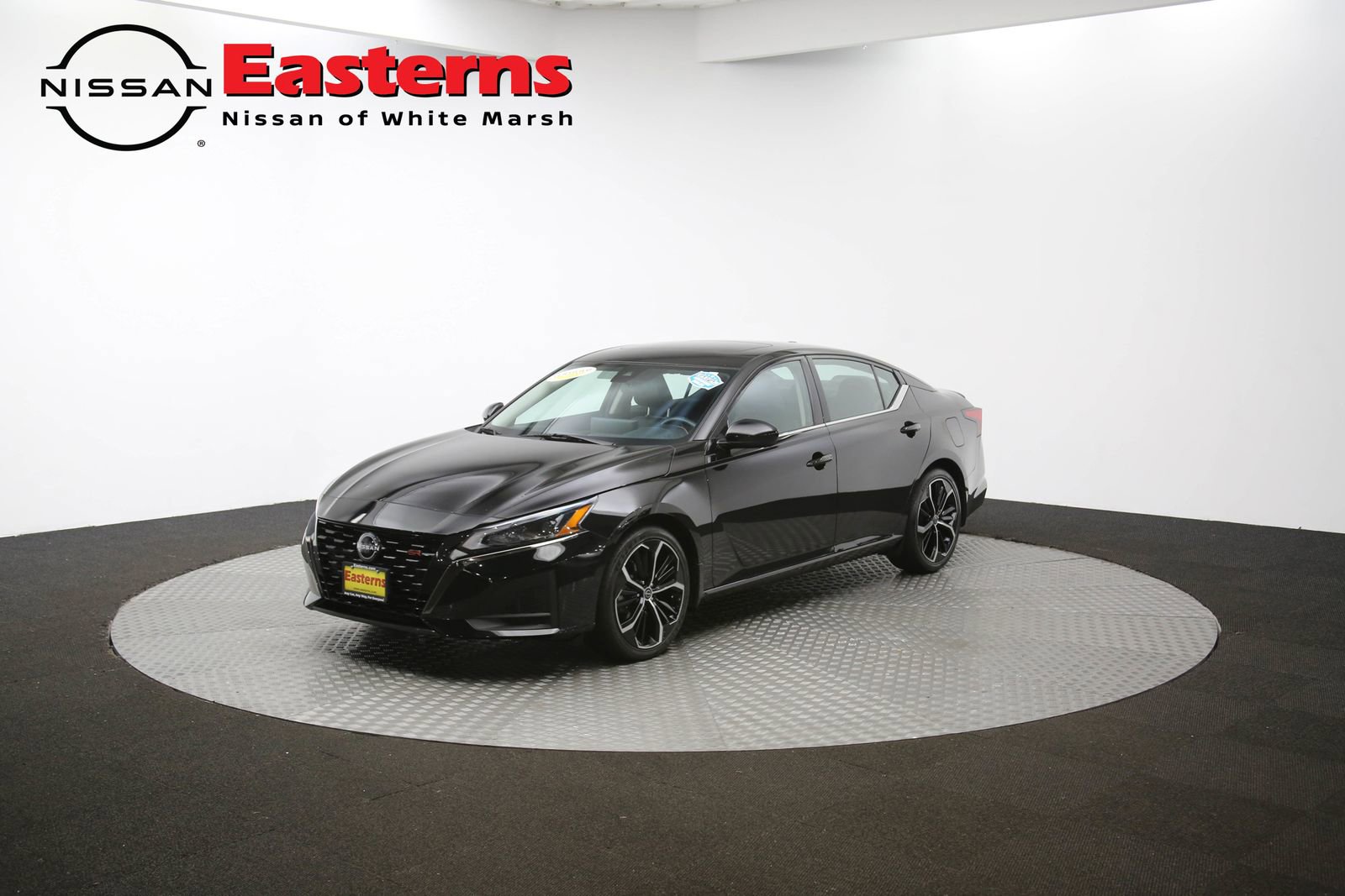 Used 2023 Nissan Altima 2.5 SR w/ SR Premium Package image 90