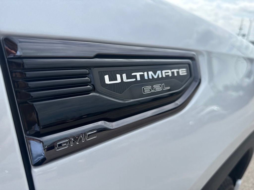 Used 2024 GMC Sierra 1500 Denali Ultimate AWD/4WD image 6