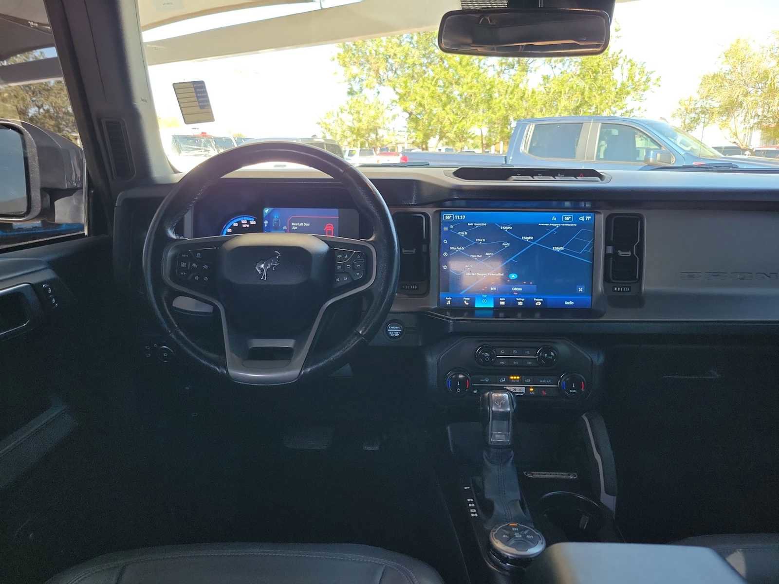 Used 2022 Ford Bronco Outer Banks image 10