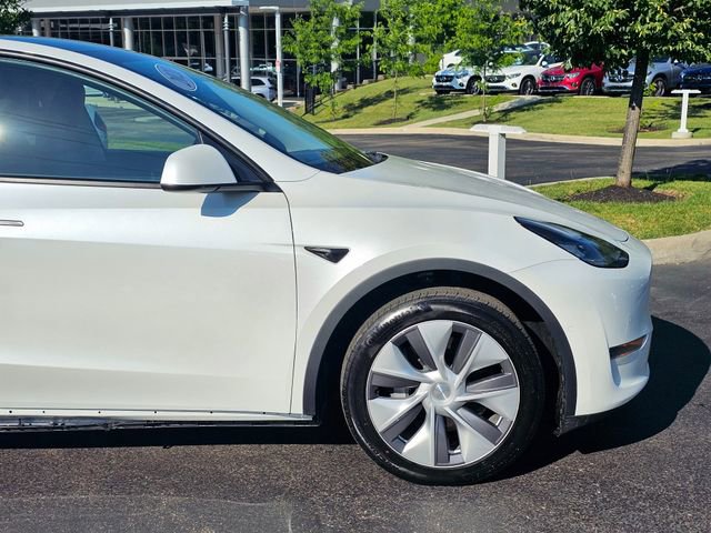Used 2021 Tesla Model Y Long Range AWD/4WD image 6
