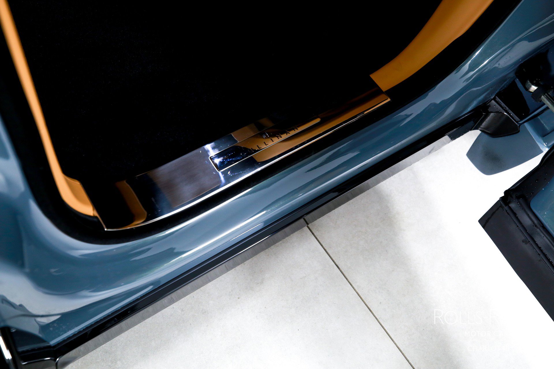 Used 2025 Rolls-Royce Cullinan image 25