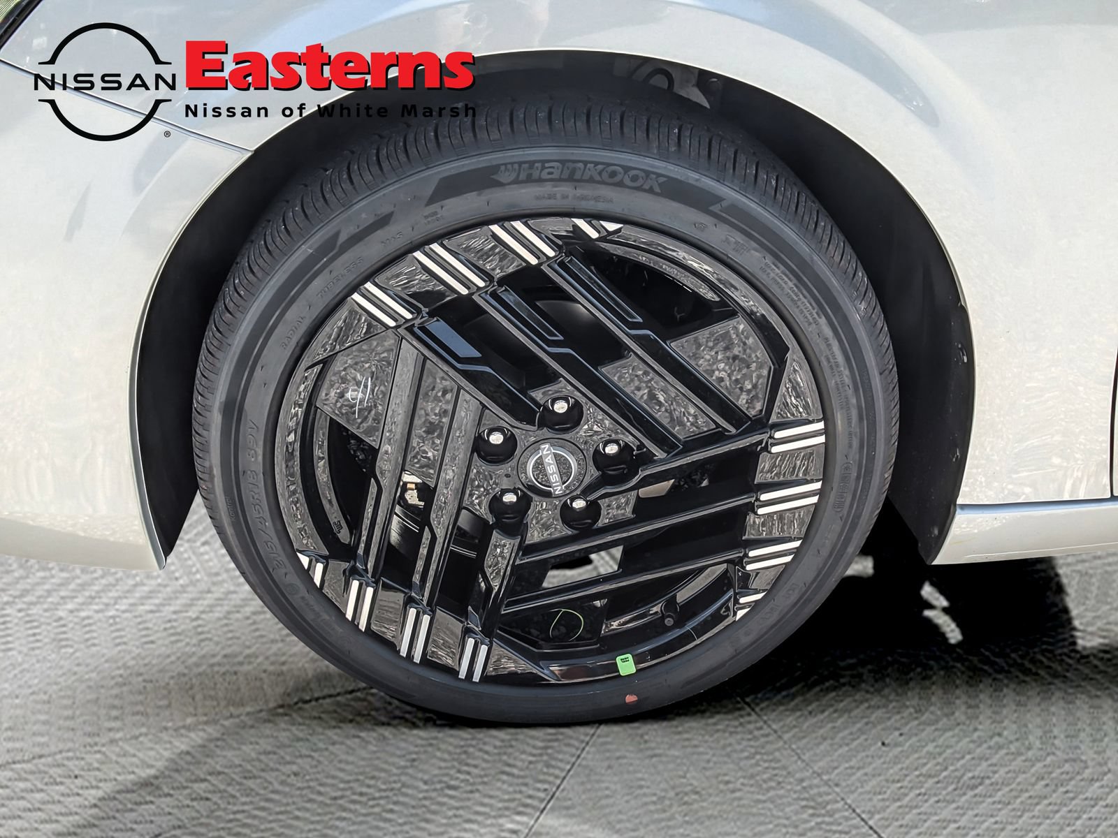 New 2027 Nissan Sentra SR w/ SR All Weather Package FWD image 25