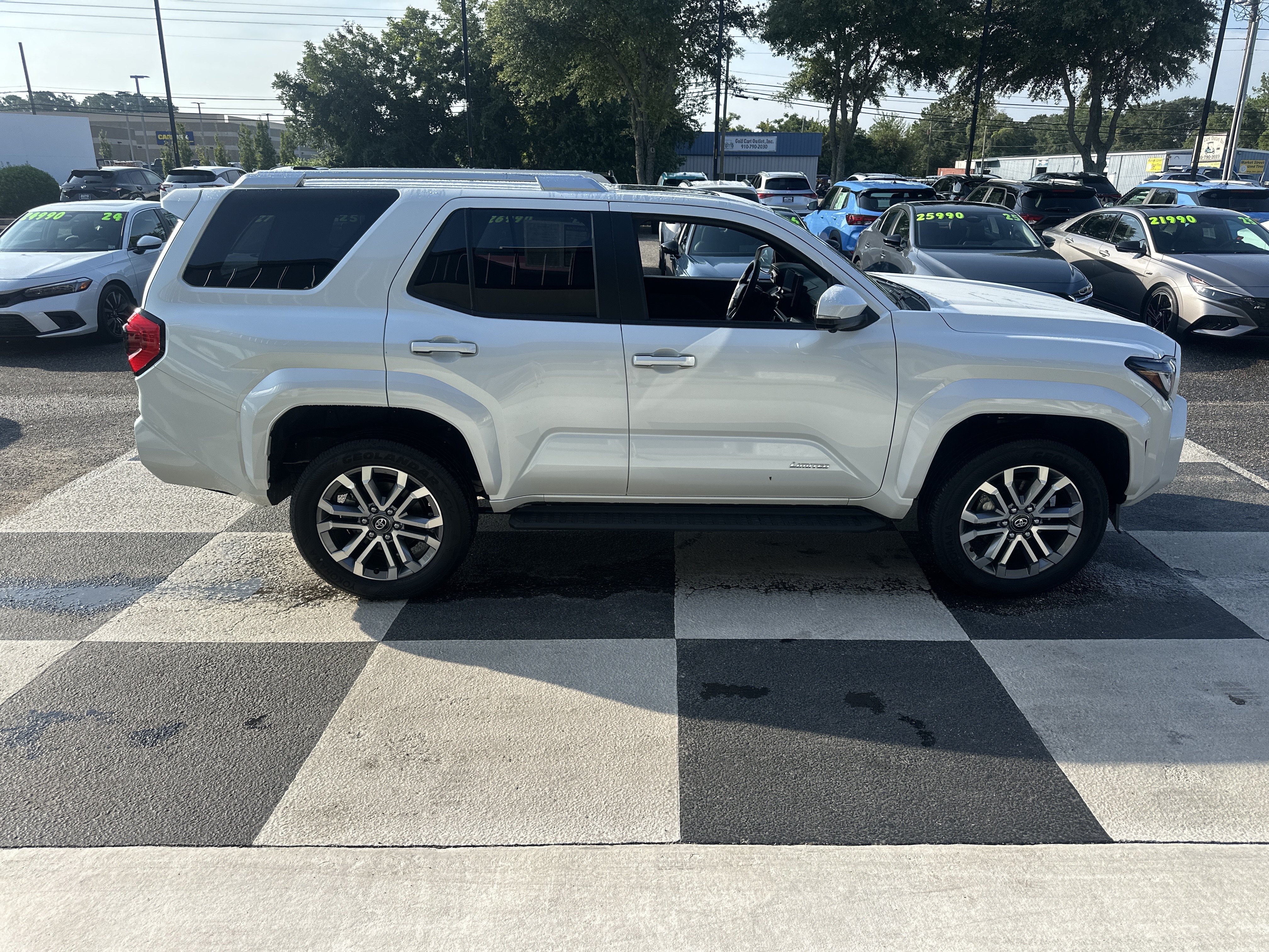 Used 2026 Toyota 4Runner Limited AWD/4WD image 3