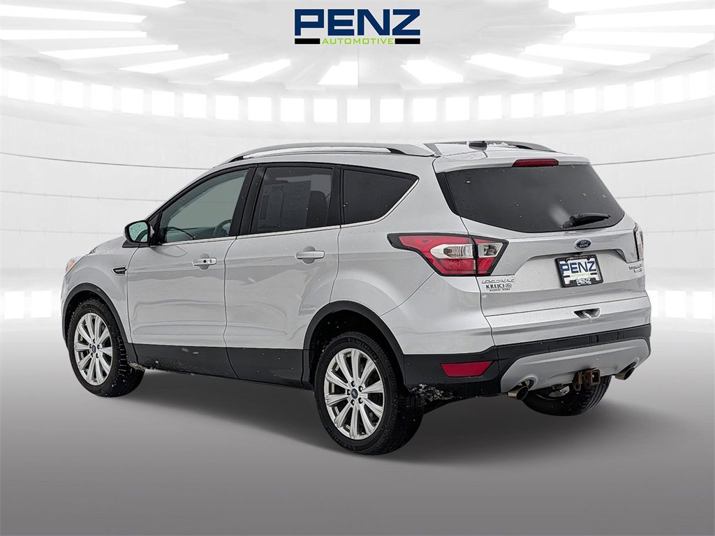 Used 2017 Ford Escape Titanium image 5