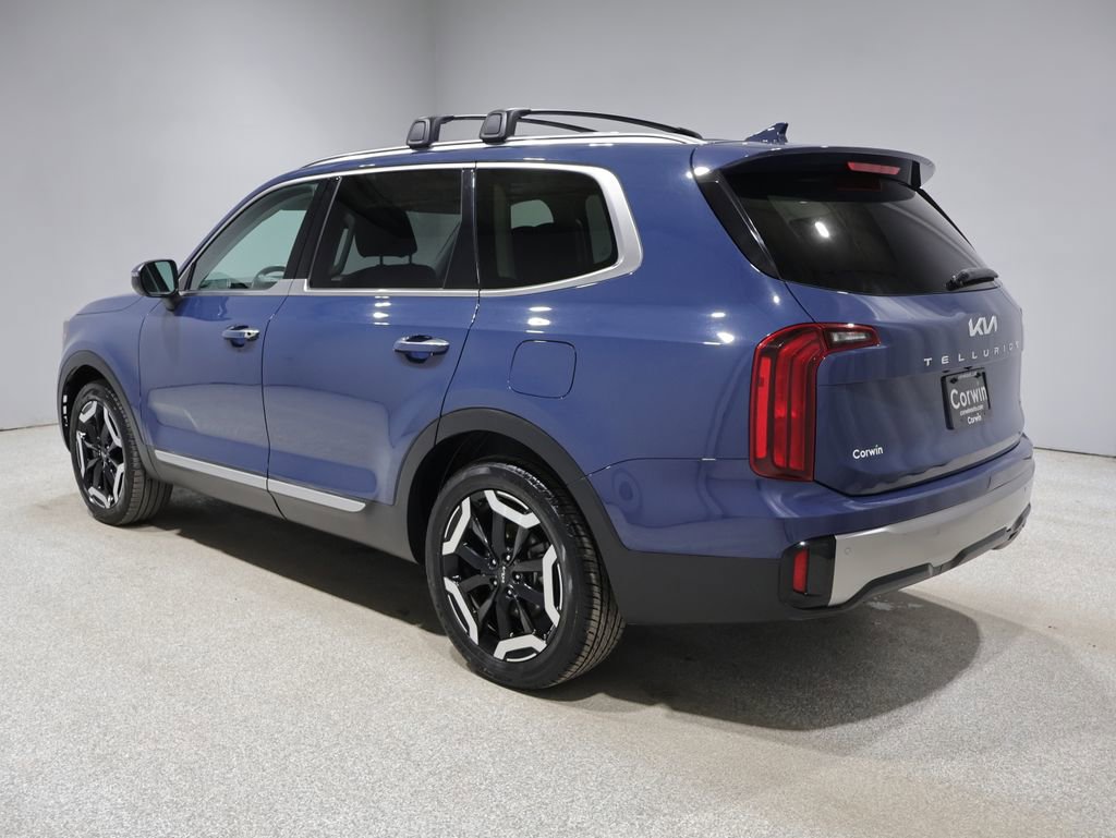 Used 2025 Kia Telluride S image 5