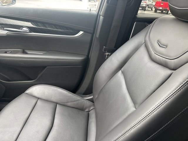 Certified 2024 Cadillac XT6 Premium Luxury image 6
