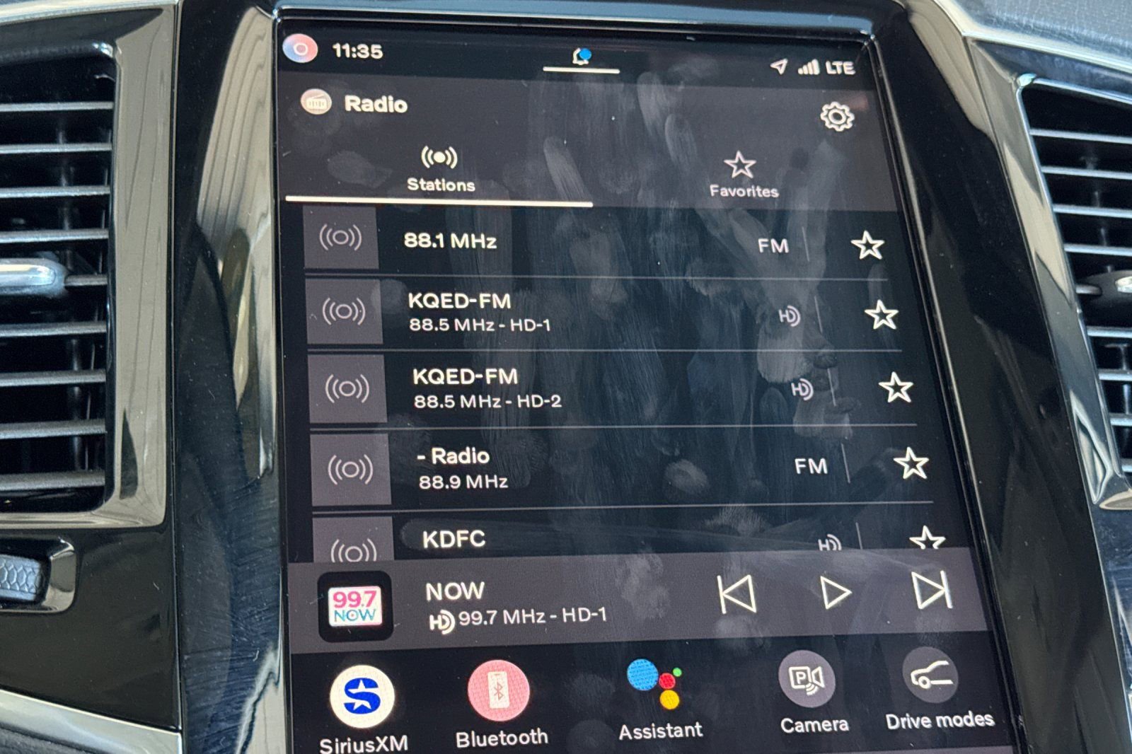 Certified 2024 Volvo XC90 T8 Plus w/ Protection Package Premier image 21