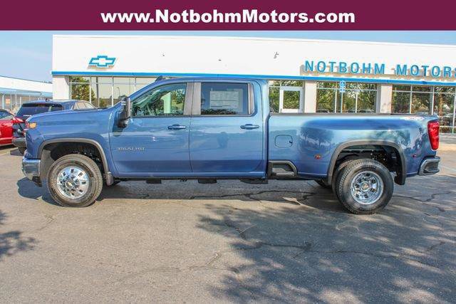 New 2026 Chevrolet Silverado 3500 LT w/ All Star Edition image 4