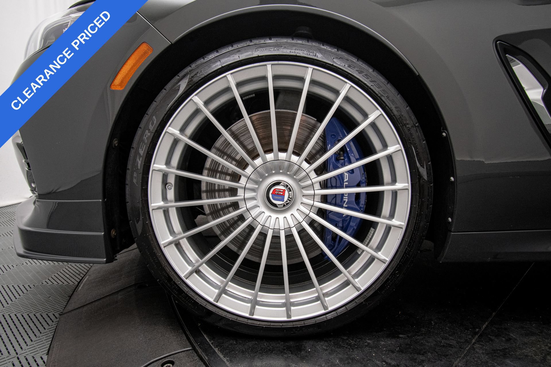 Used 2024 BMW ALPINA B8 xDrive Gran Coupe AWD/4WD image 37