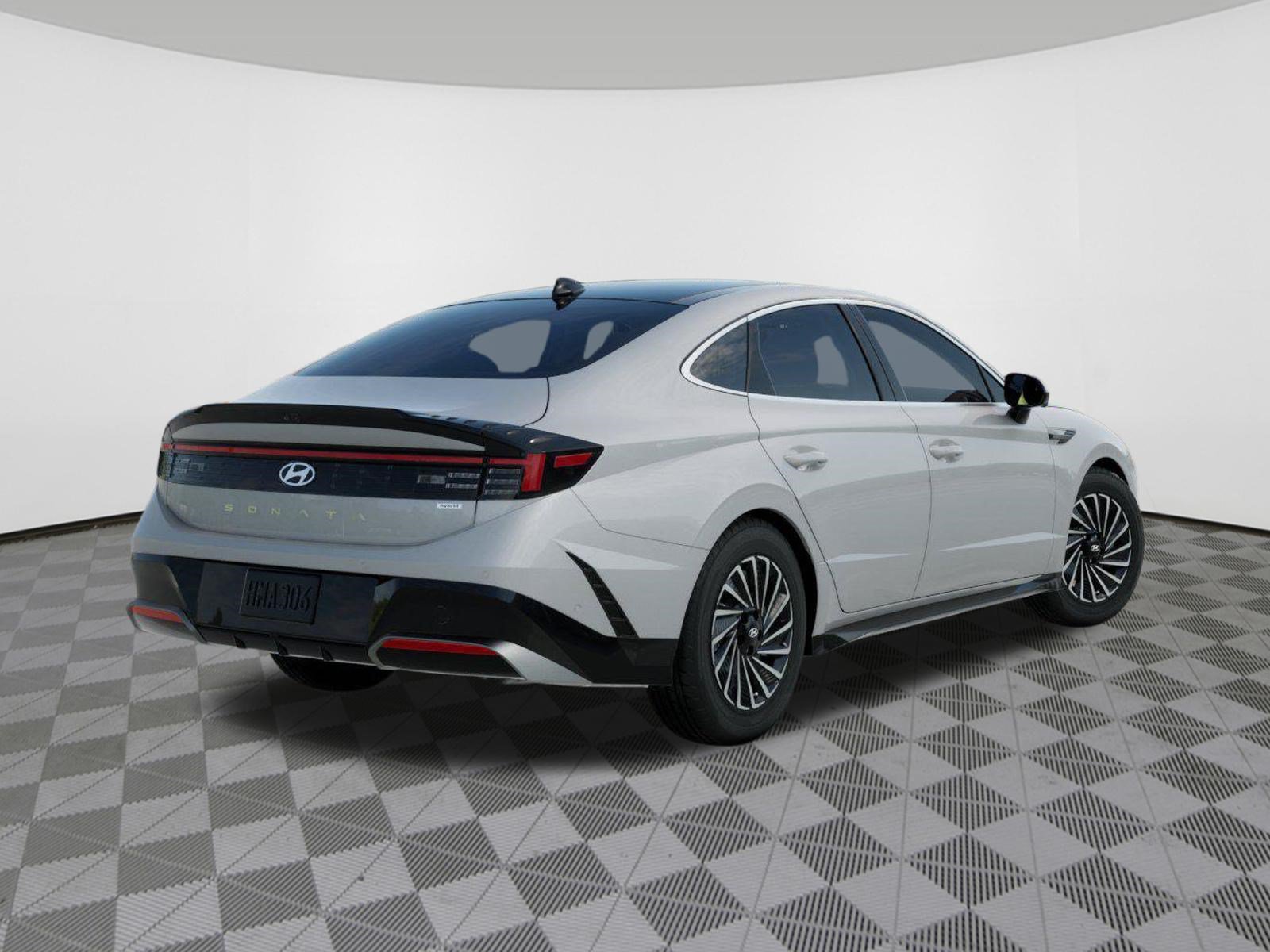 New 2026 Hyundai Sonata Limited FWD image 4