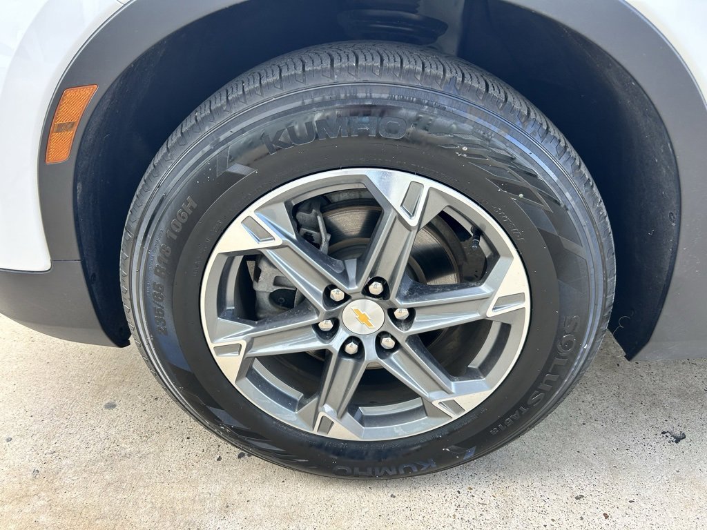 Used 2024 Chevrolet Blazer LT image 9