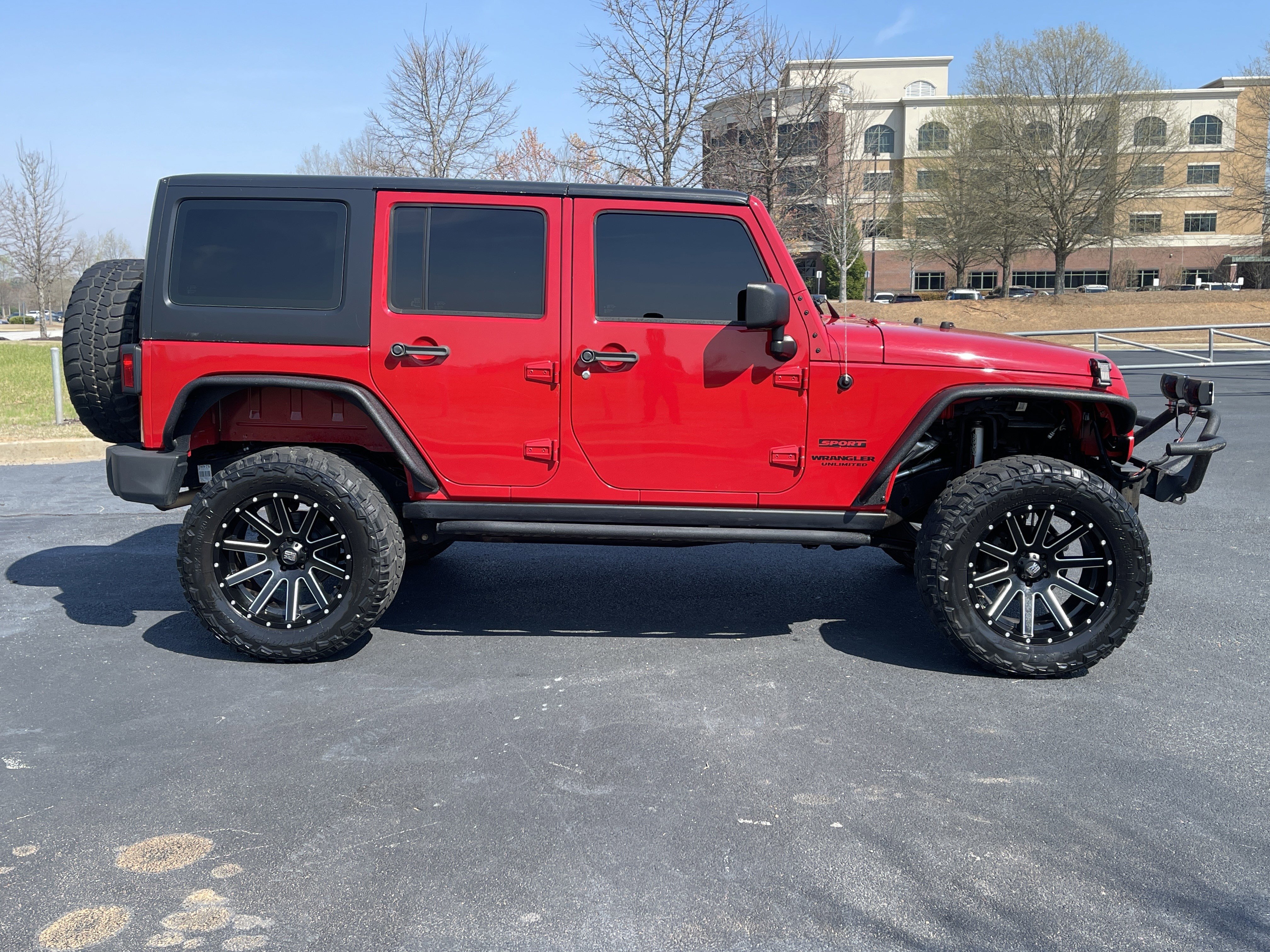 Used 2014 Jeep Wrangler Unlimited Sport image 10