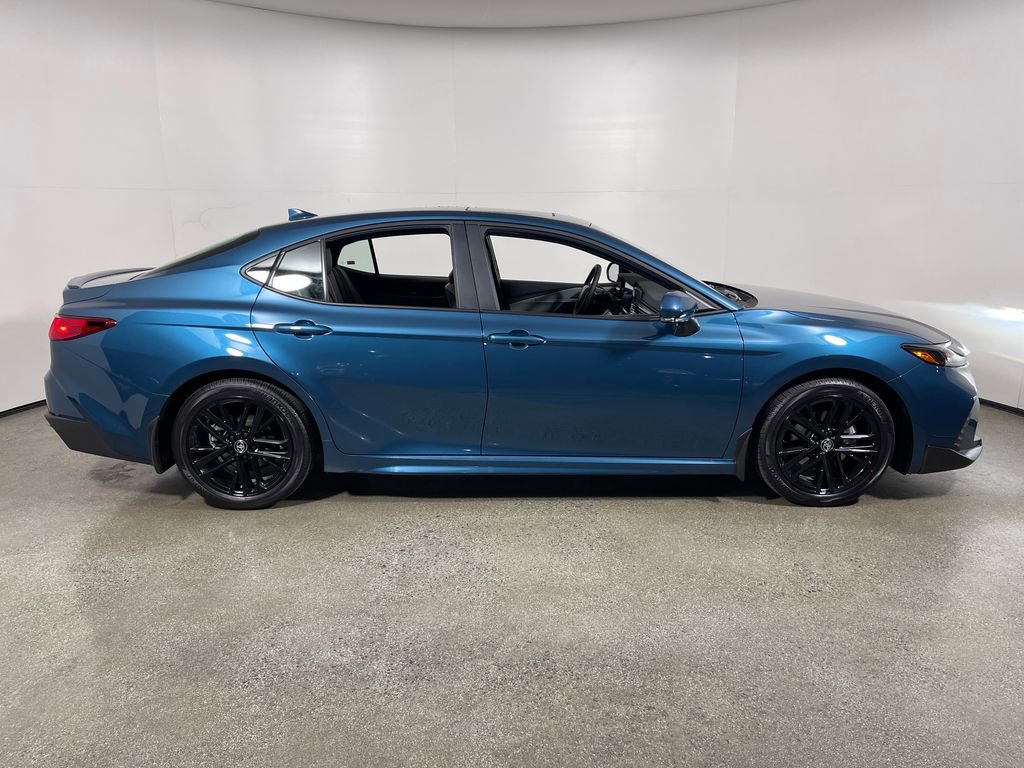 New 2026 Toyota Camry SE FWD image 2