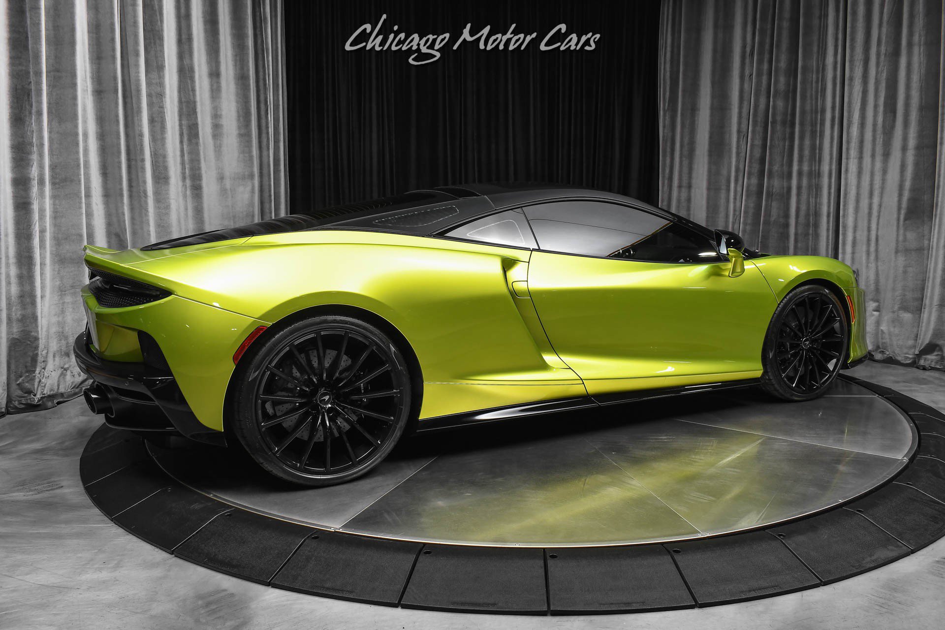 Used 2023 McLaren GT RWD image 5