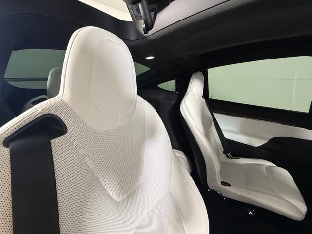 Used 2023 Tesla Model X AWD/4WD image 31