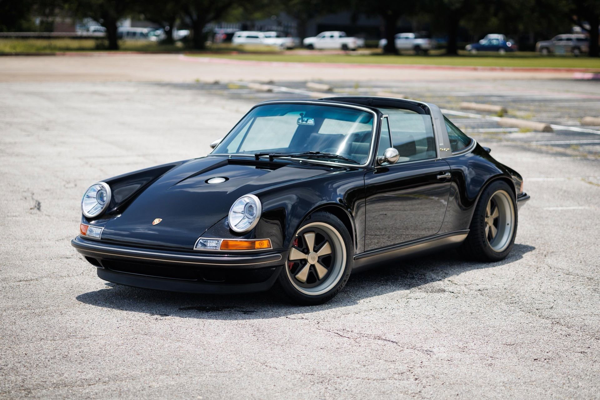 Used 1992 Porsche 911 Targa RWD image 4