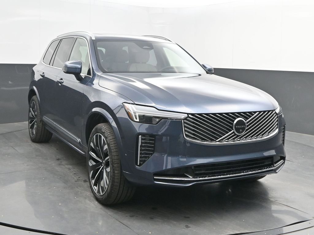 New 2026 Volvo XC90 B6 Plus w/ Protection Package Premier image 9