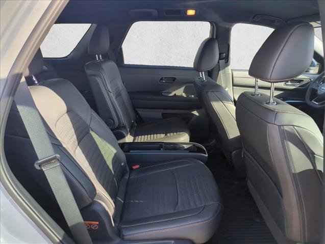 Used 2025 Nissan Pathfinder Rock Creek image 19