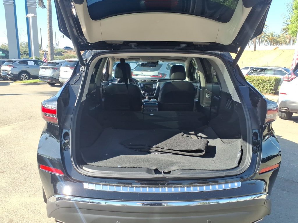 Used 2023 Nissan Murano SL w/ SL Moonroof Package FWD image 6