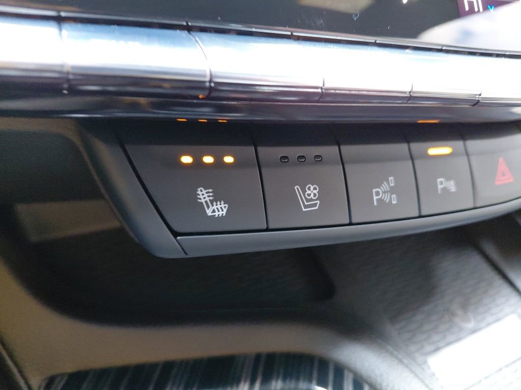 Used 2025 Cadillac CT5 Premium Luxury image 42