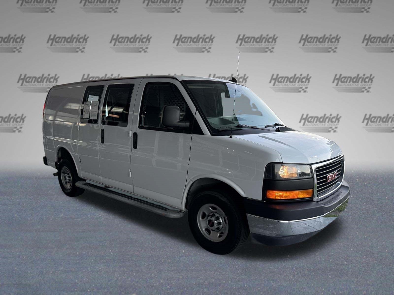 Used 2022 GMC Savana 2500 w/ Driver Convenience Package RWD image 2