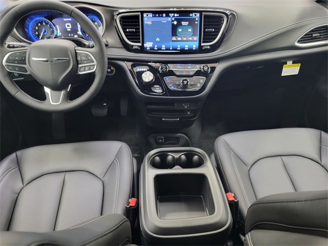 New 2026 Chrysler Pacifica Select image 23