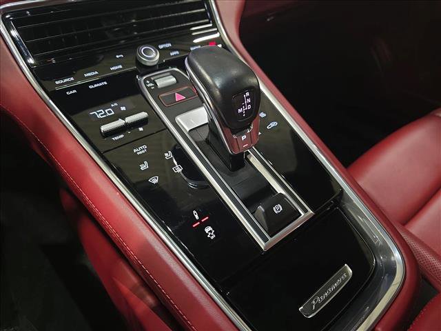 Used 2021 Porsche Panamera GTS image 27