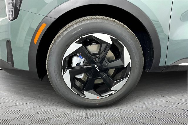 New 2026 Kia Sorento EX FWD image 12