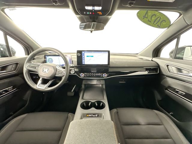 Used 2024 Honda Prologue EX image 3