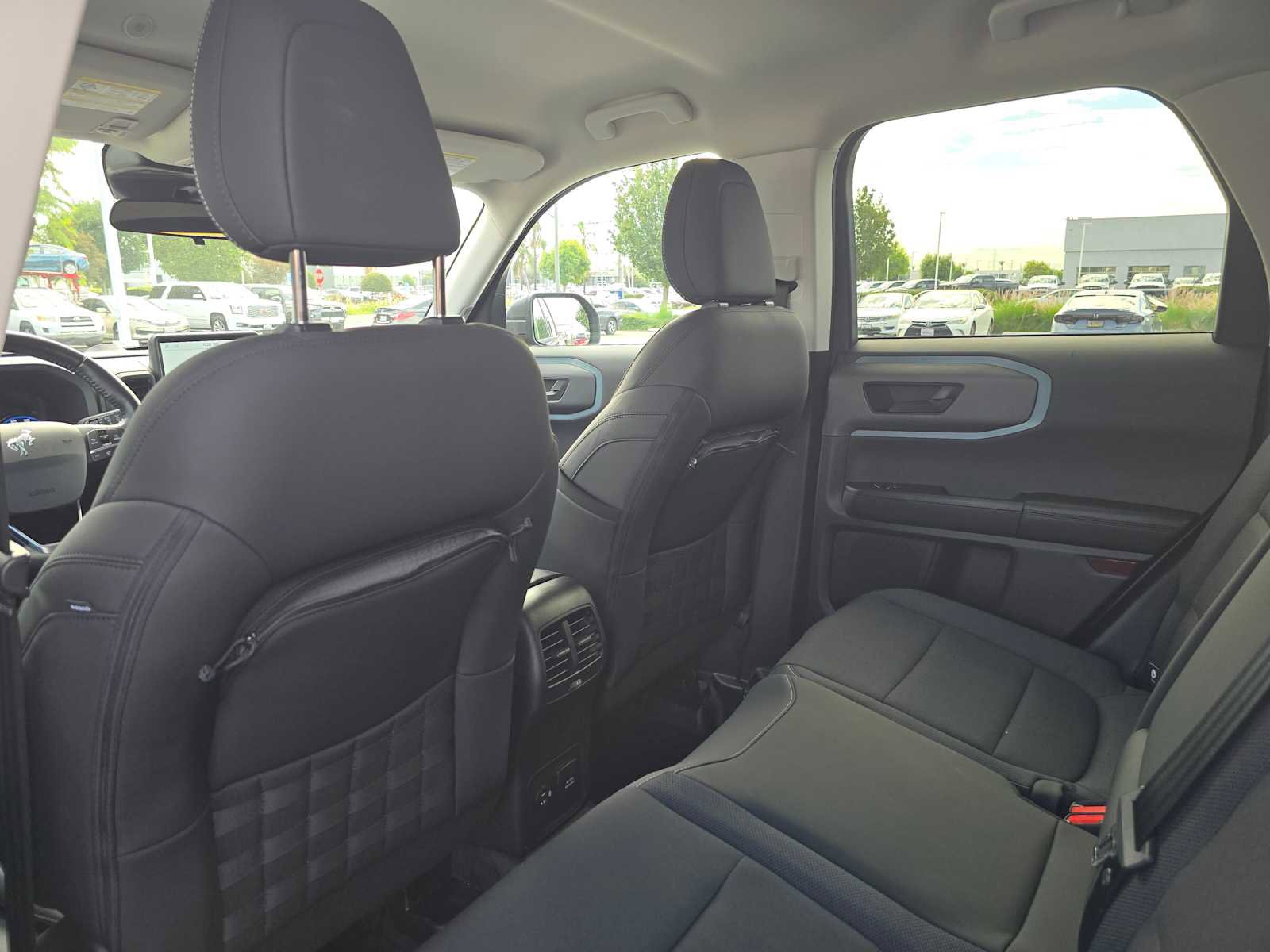 Used 2022 Ford Bronco Sport Badlands image 15