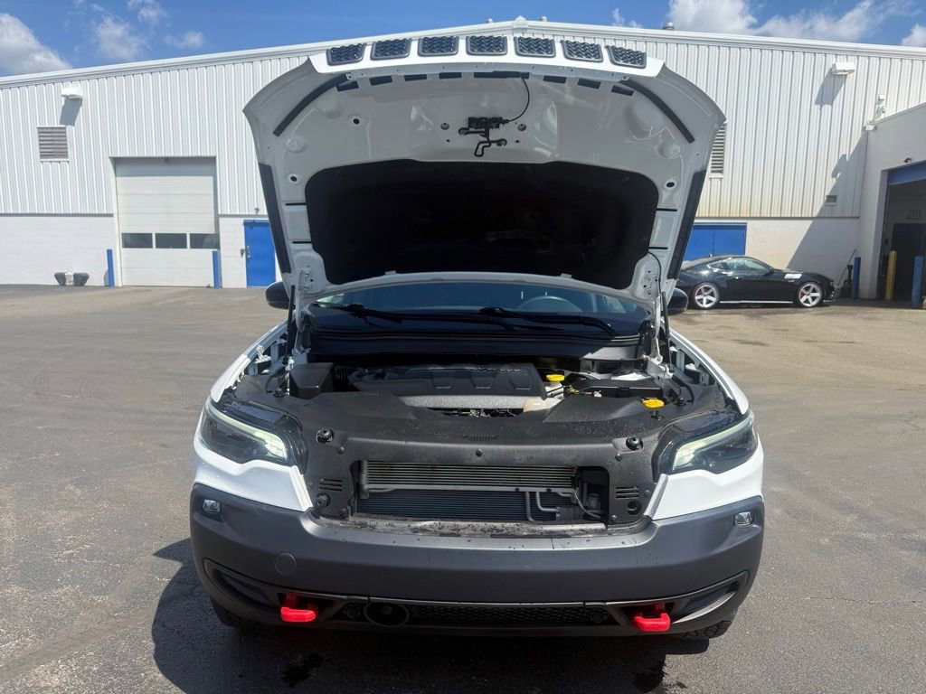 Used 2022 Jeep Cherokee Trailhawk w/ Premium Leather Package AWD/4WD image 61