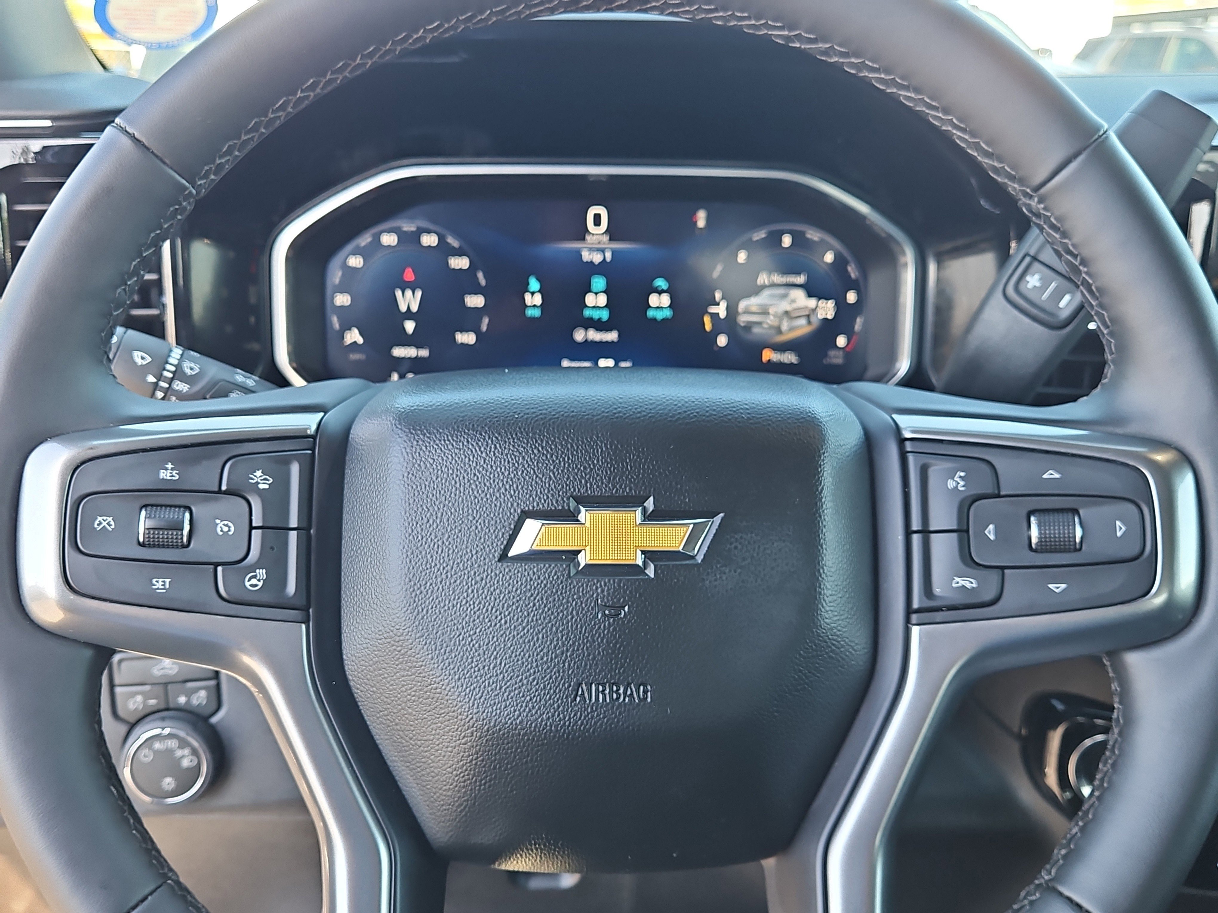 Used 2026 Chevrolet Silverado 1500 LT AWD/4WD image 20