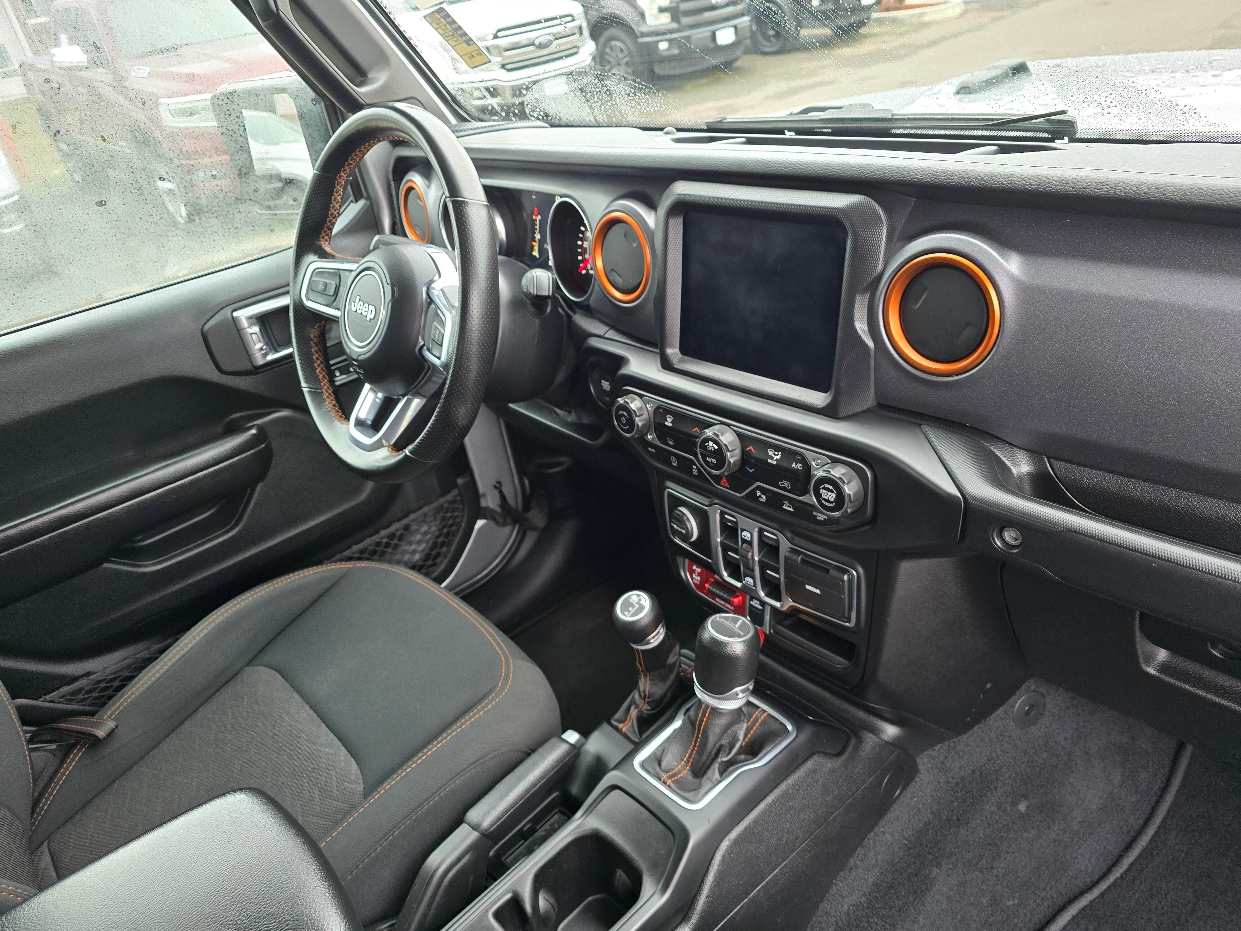 Used 2020 Jeep Gladiator Mojave AWD/4WD image 29