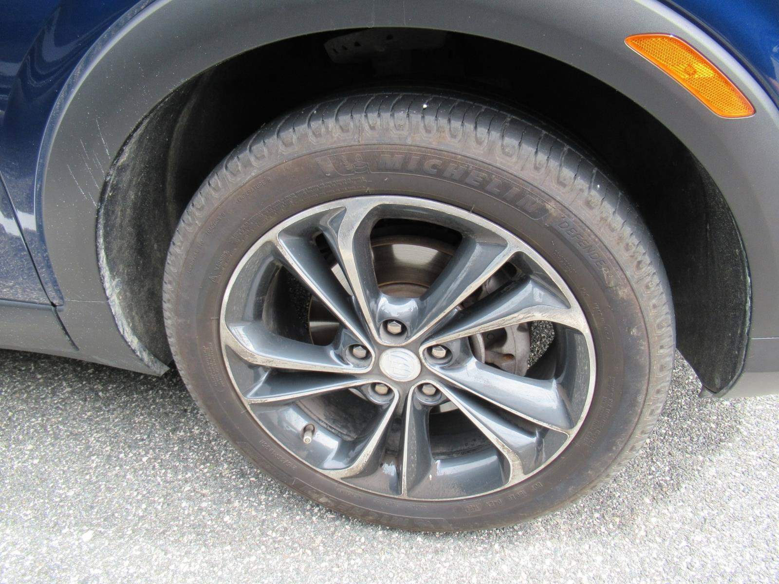 Used 2022 Buick Encore GX Select FWD image 5