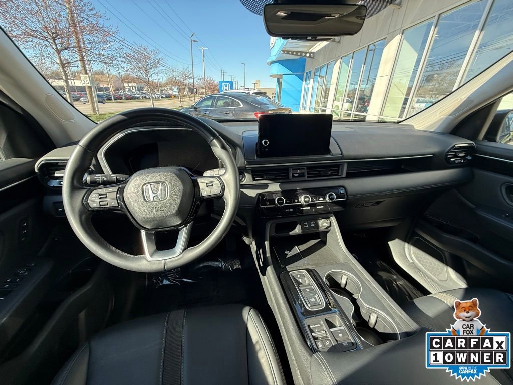 Used 2025 Honda Pilot EX-L image 6