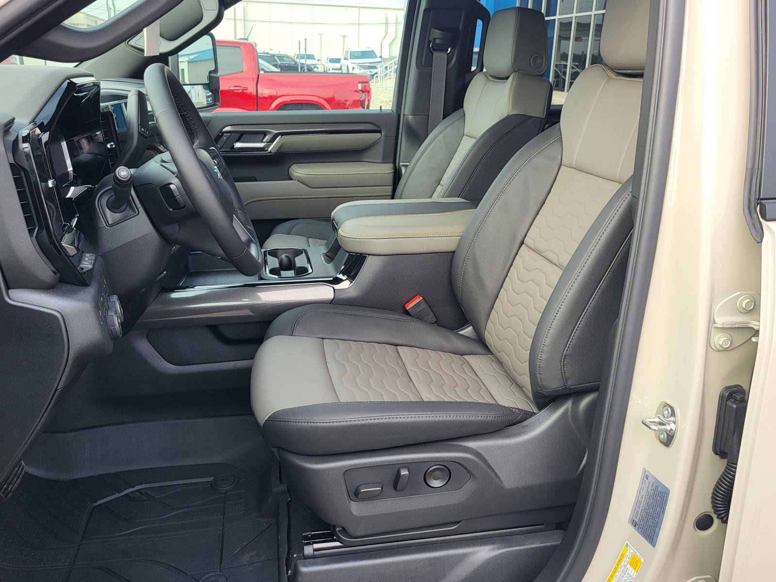 New 2026 Chevrolet Silverado 2500 ZR2 AWD/4WD image 14