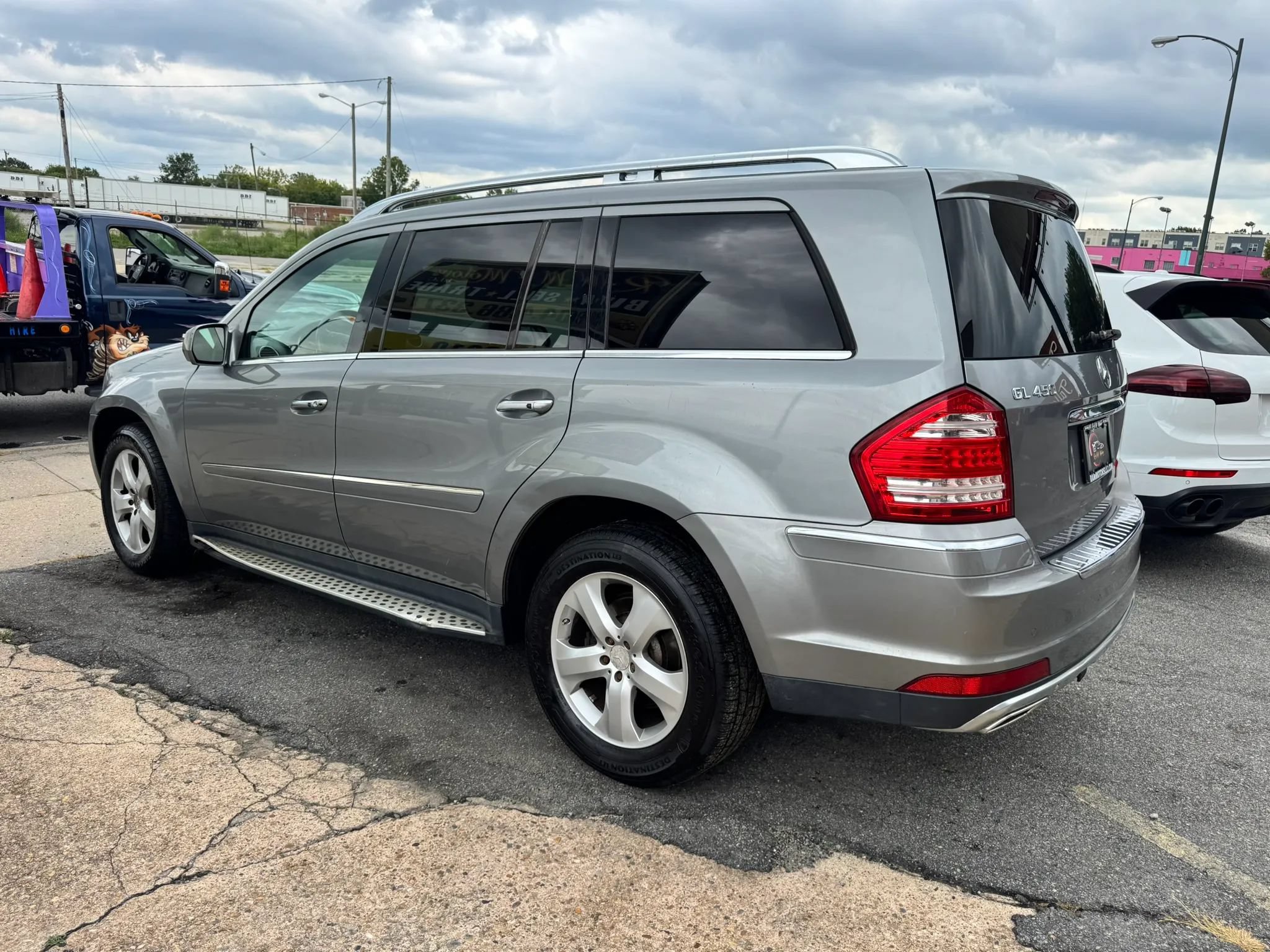 Used 2010 Mercedes-Benz GL 450 4MATIC image 5