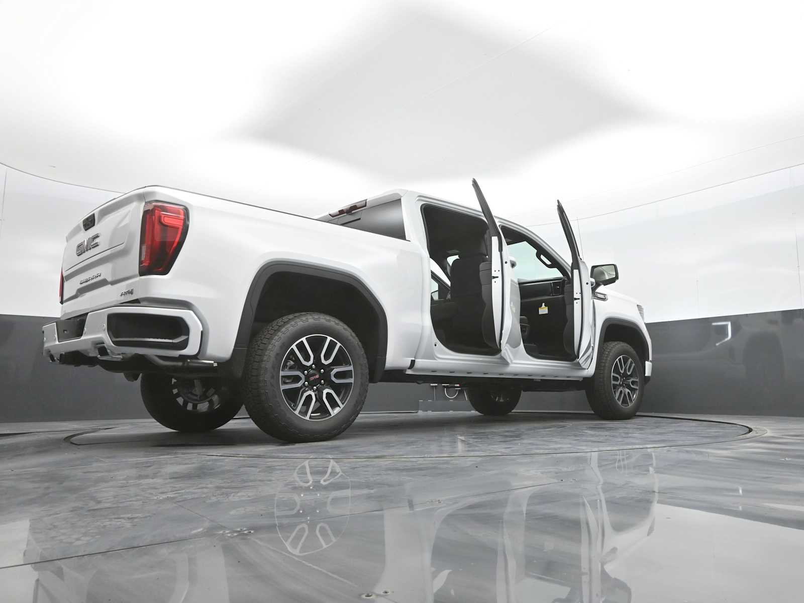 New 2026 GMC Sierra 1500 AT4 w/ AT4 Premium Package AWD/4WD image 47