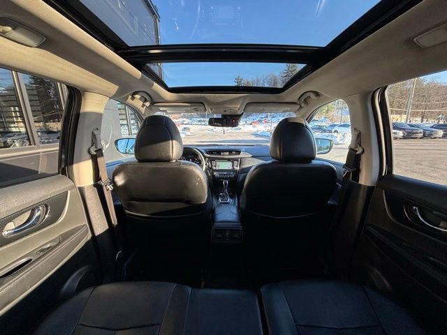 Used 2017 Nissan Rogue SL w/ SL Premium Package AWD/4WD image 56
