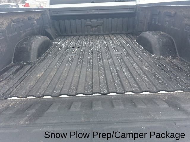 Used 2022 Chevrolet Silverado 2500 Custom w/ Custom Value Package image 9