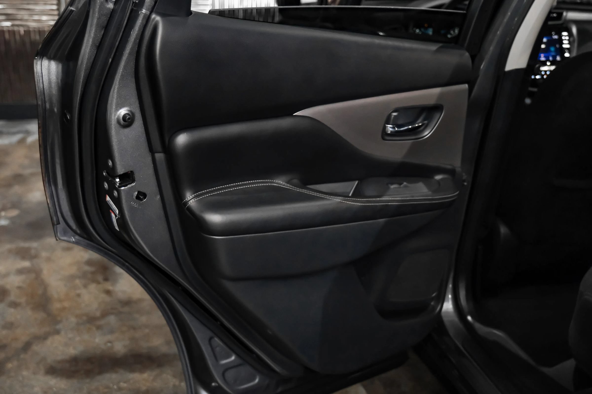 Used 2022 Nissan Murano S FWD image 37