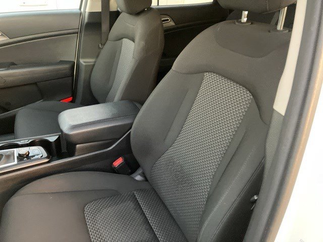 Used 2024 Kia Sportage LX image 12