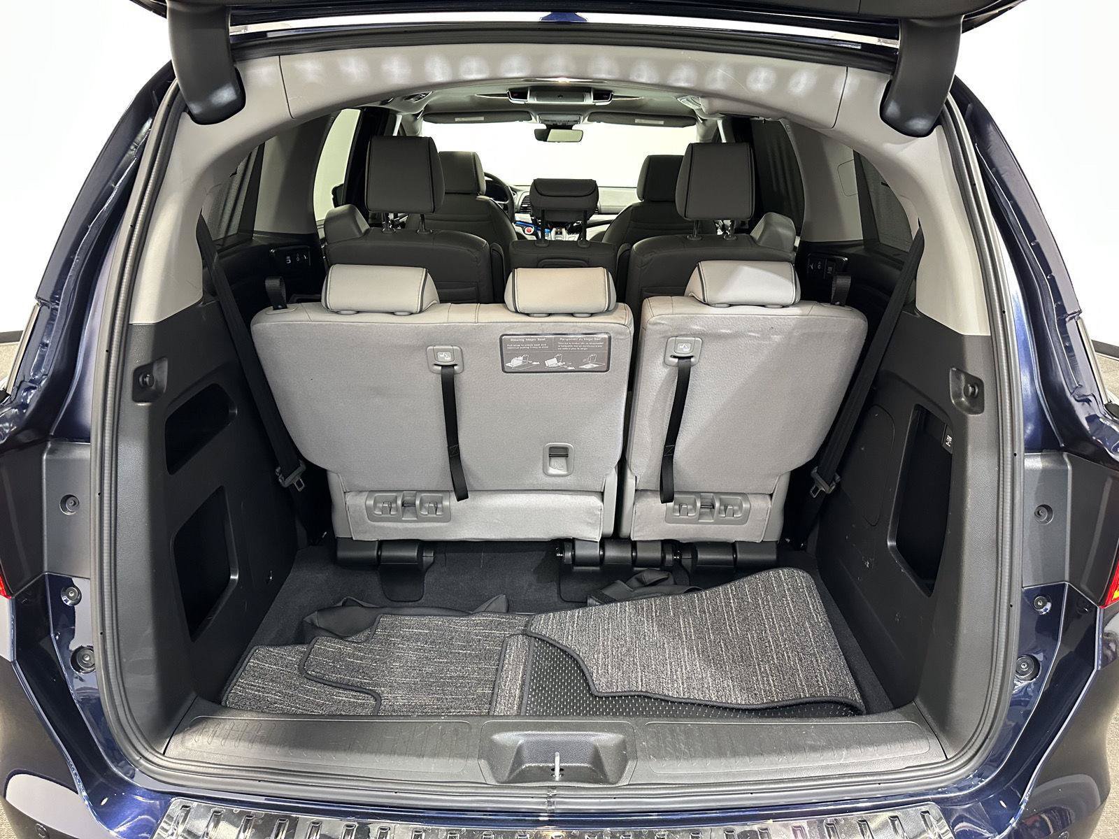 Certified 2024 Honda Odyssey Elite image 32