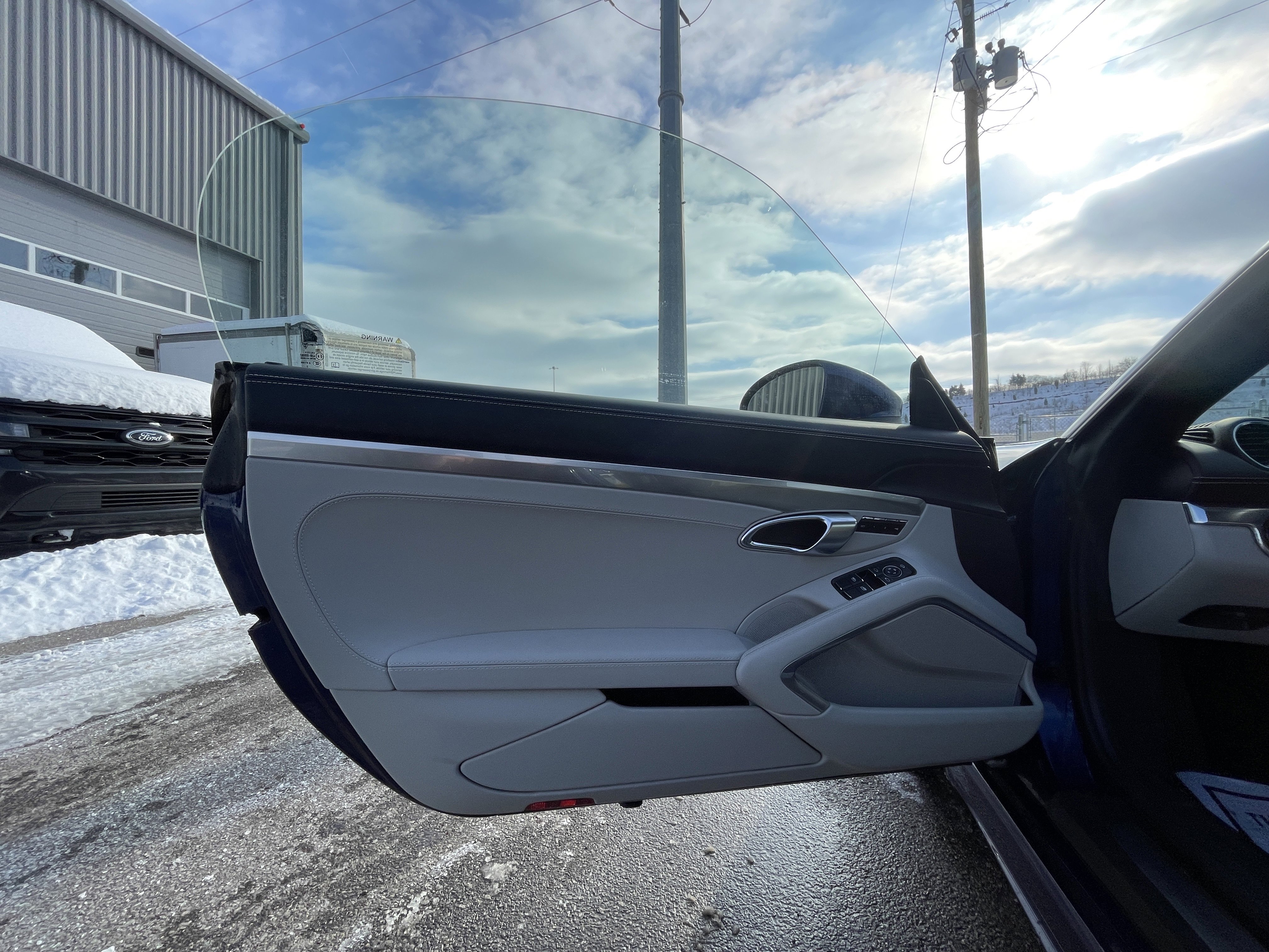 Used 2023 Porsche 718 Boxster Base image 10