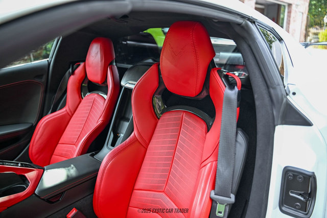 Used 2020 Chevrolet Corvette Stingray Premium Cpe w/ 3LT Preferred Equipment Group image 29