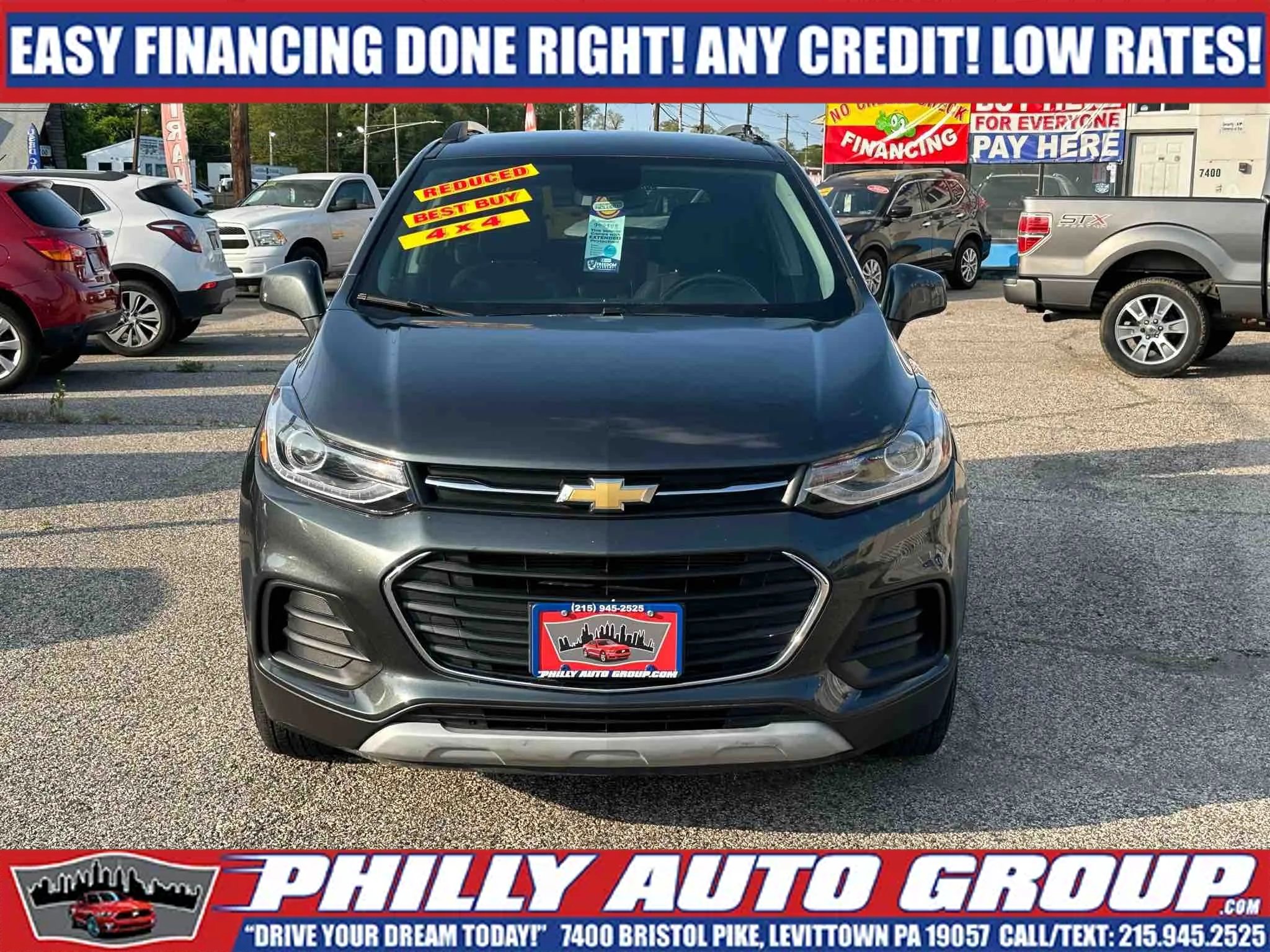 Used 2018 Chevrolet Trax LT w/ LT Convenience Package image 2