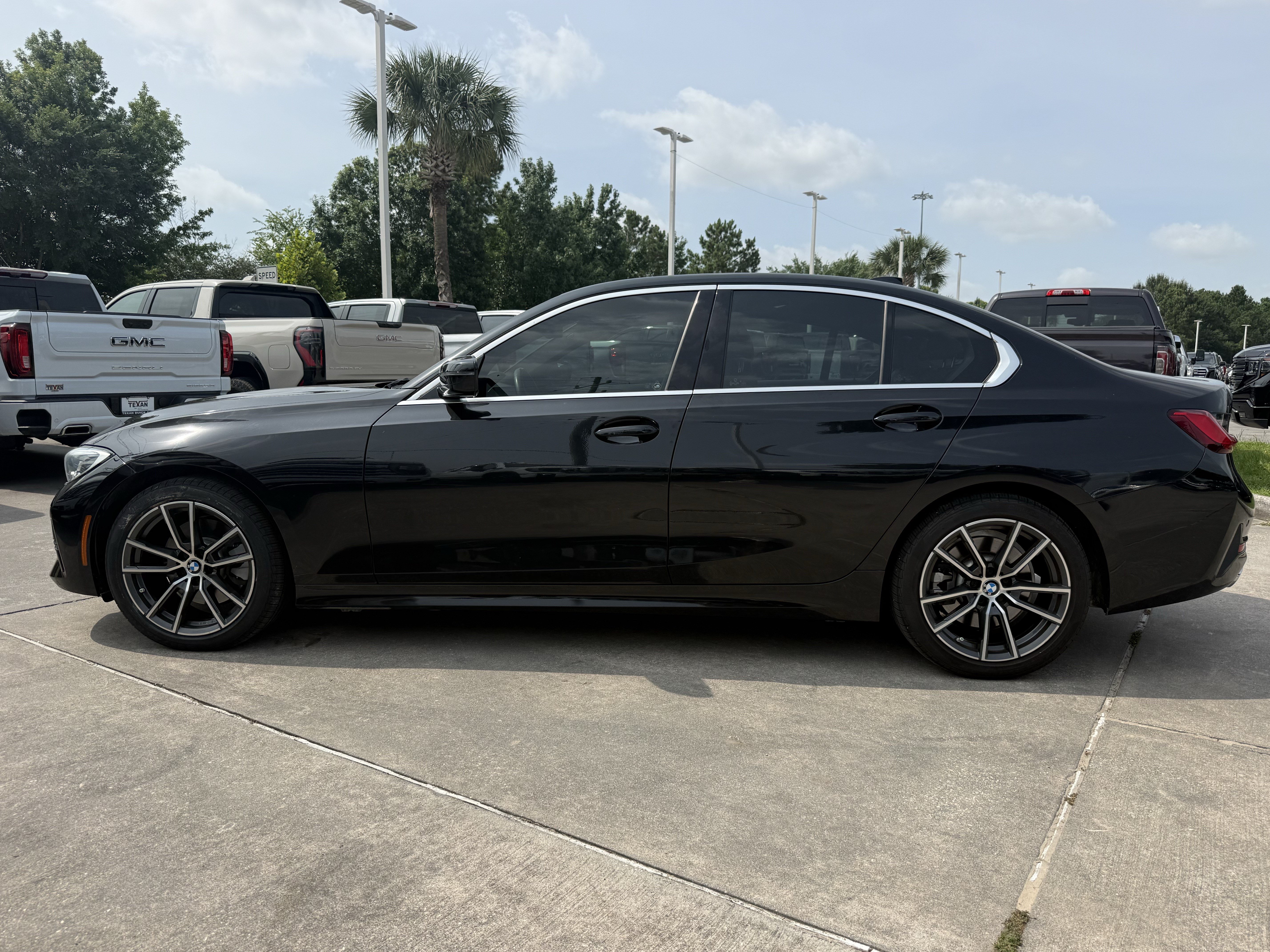 Used 2019 BMW 330i Sedan w/ Premium Package RWD image 8