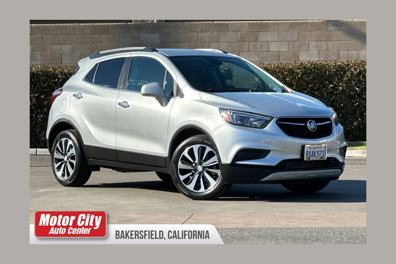 Certified 2021 Buick Encore Preferred FWD image 1
